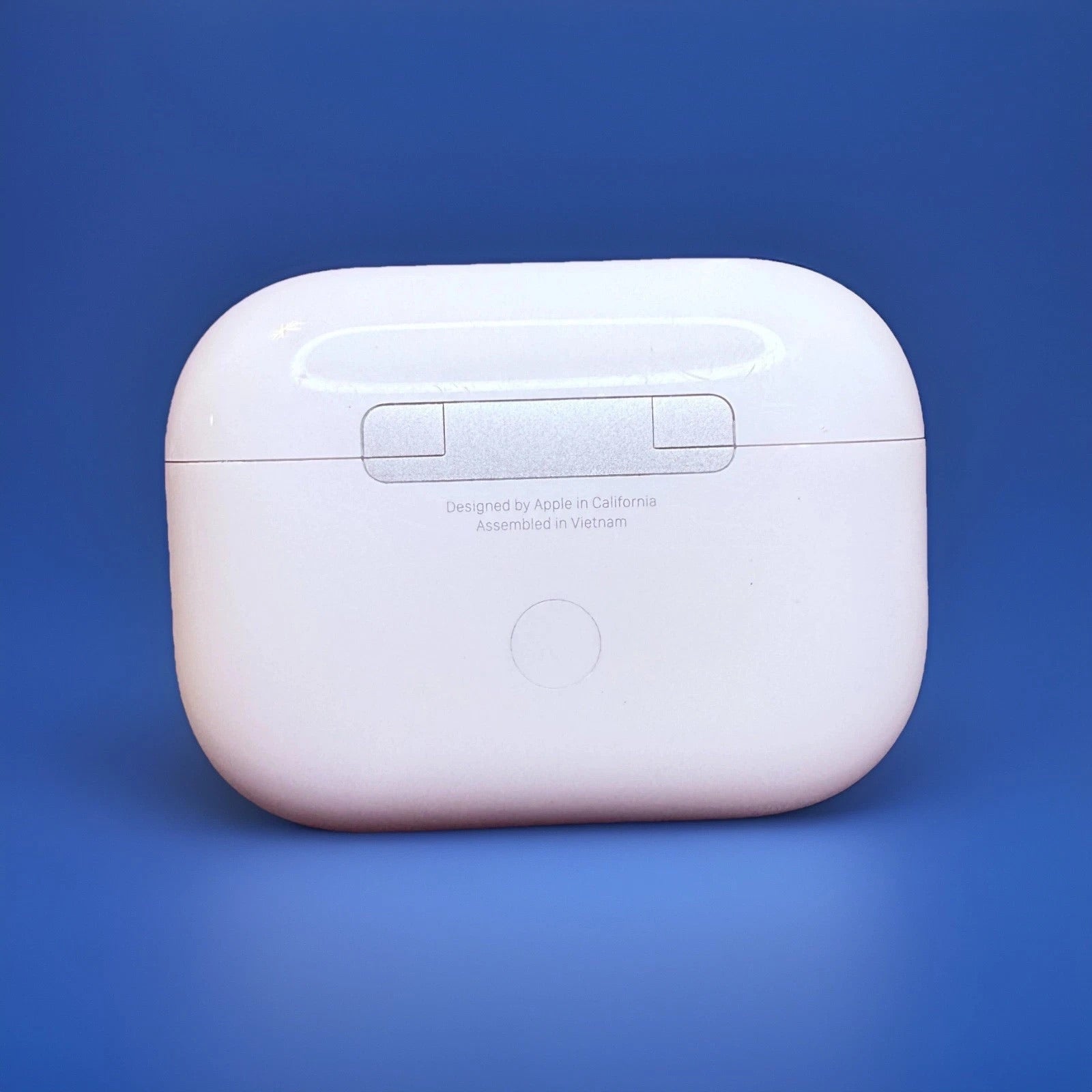 Apple AirPods Pro 2 USB-C charging case A2968 closed back view